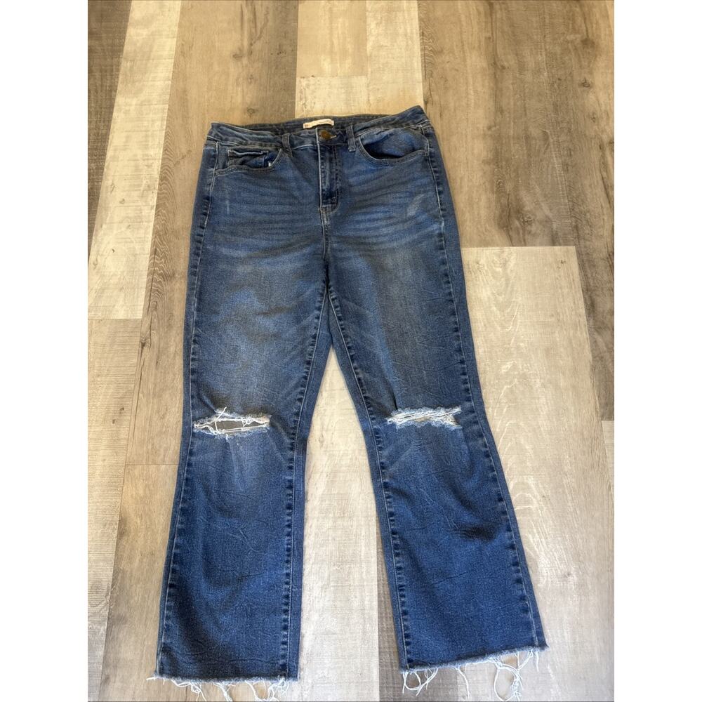 SO Kick Cropped Jeans Womens 15 Blue Denim High Rise Pockets Distressed Raw Hem - Picture 10 of 13